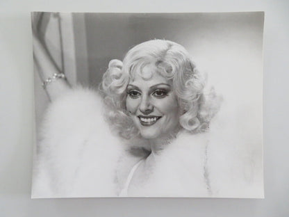 VICTOR/VICTORIA MOVIE STILL PHOTO LESLEY ANN WARREN JULIE ANDREWS 1982 Movie posters