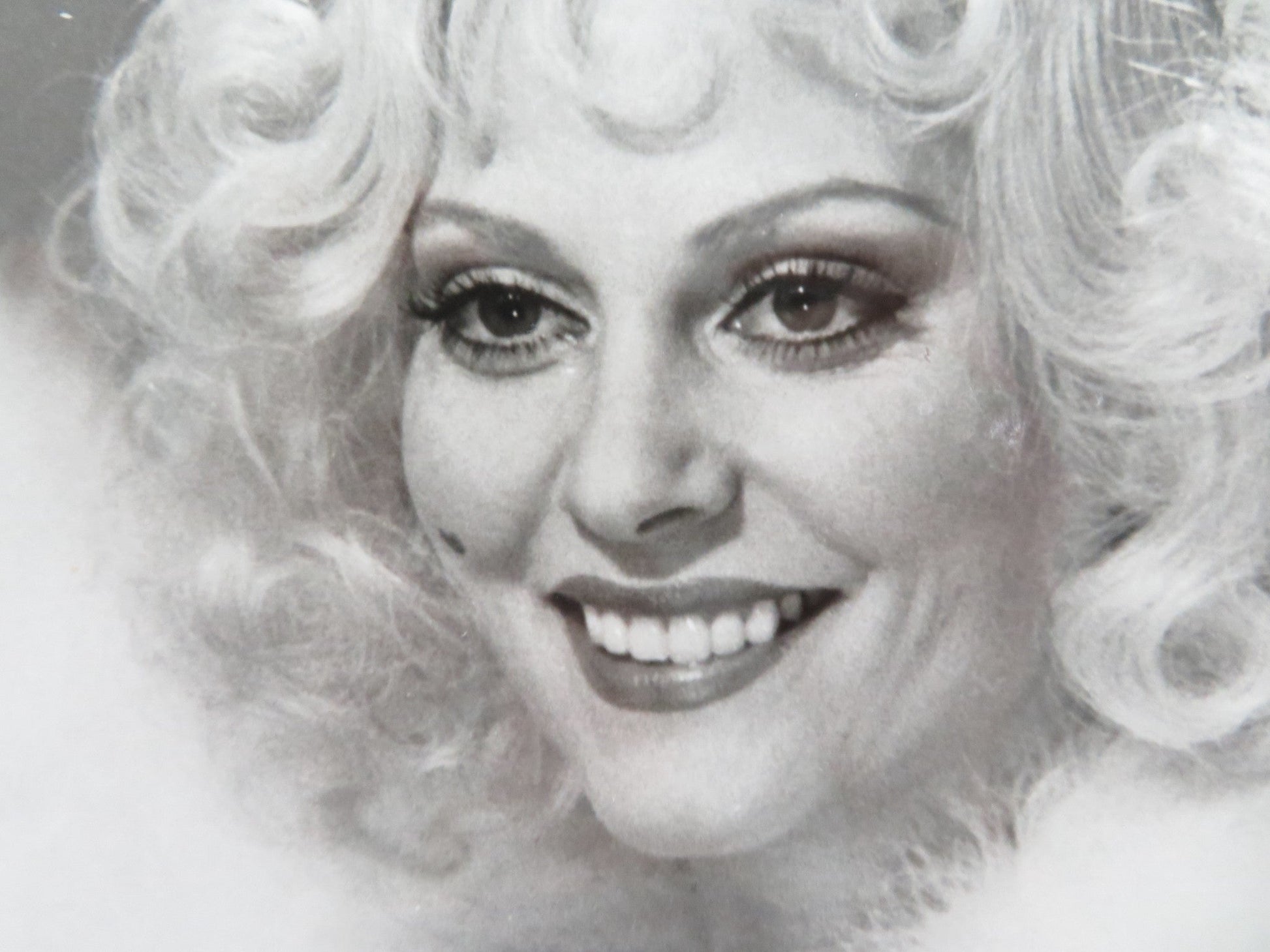 VICTOR/VICTORIA MOVIE STILL PHOTO LESLEY ANN WARREN JULIE ANDREWS 1982 Movie posters