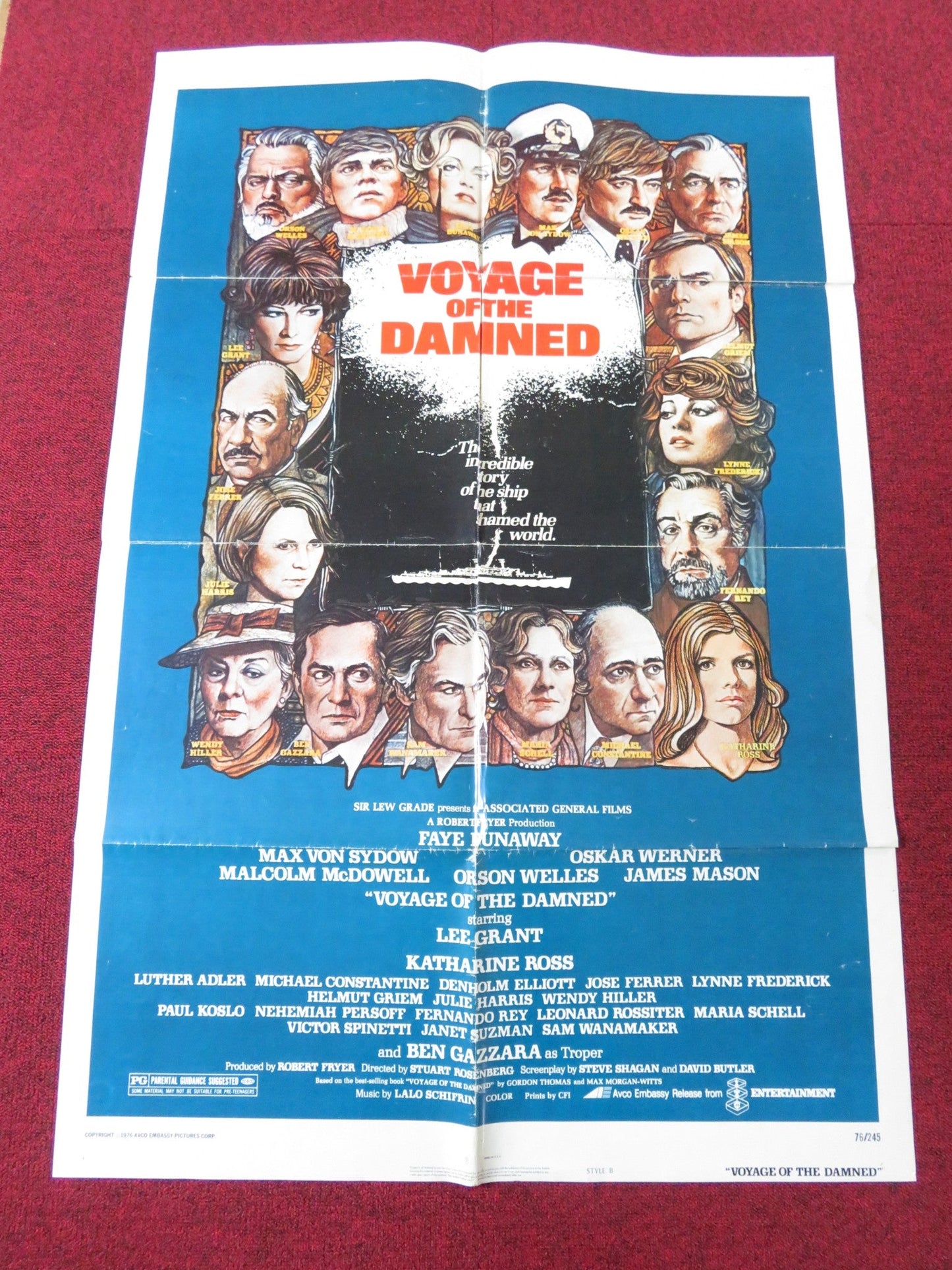 VOYAGE OF THE DAMNED - B FOLDED US ONE SHEET POSTER FAYE DUNAWAY O. WELLES 1976 Rendezvous Cinema Movie posters