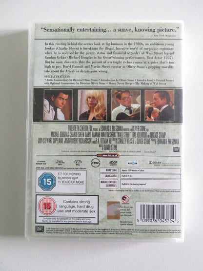 WALL STREET - 2 DISC COLLECTOR'S EDITION (DVD) MICHAEL DOUGLAS 1987 REGION 2 Rendezvous Cinema Movie posters