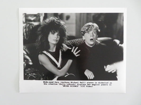 WEIRD SCIENCE - A MOVIE STILL PHOTO KELLY LEBROCK ANTHONY MICHAEL HALL 1985 Movie posters