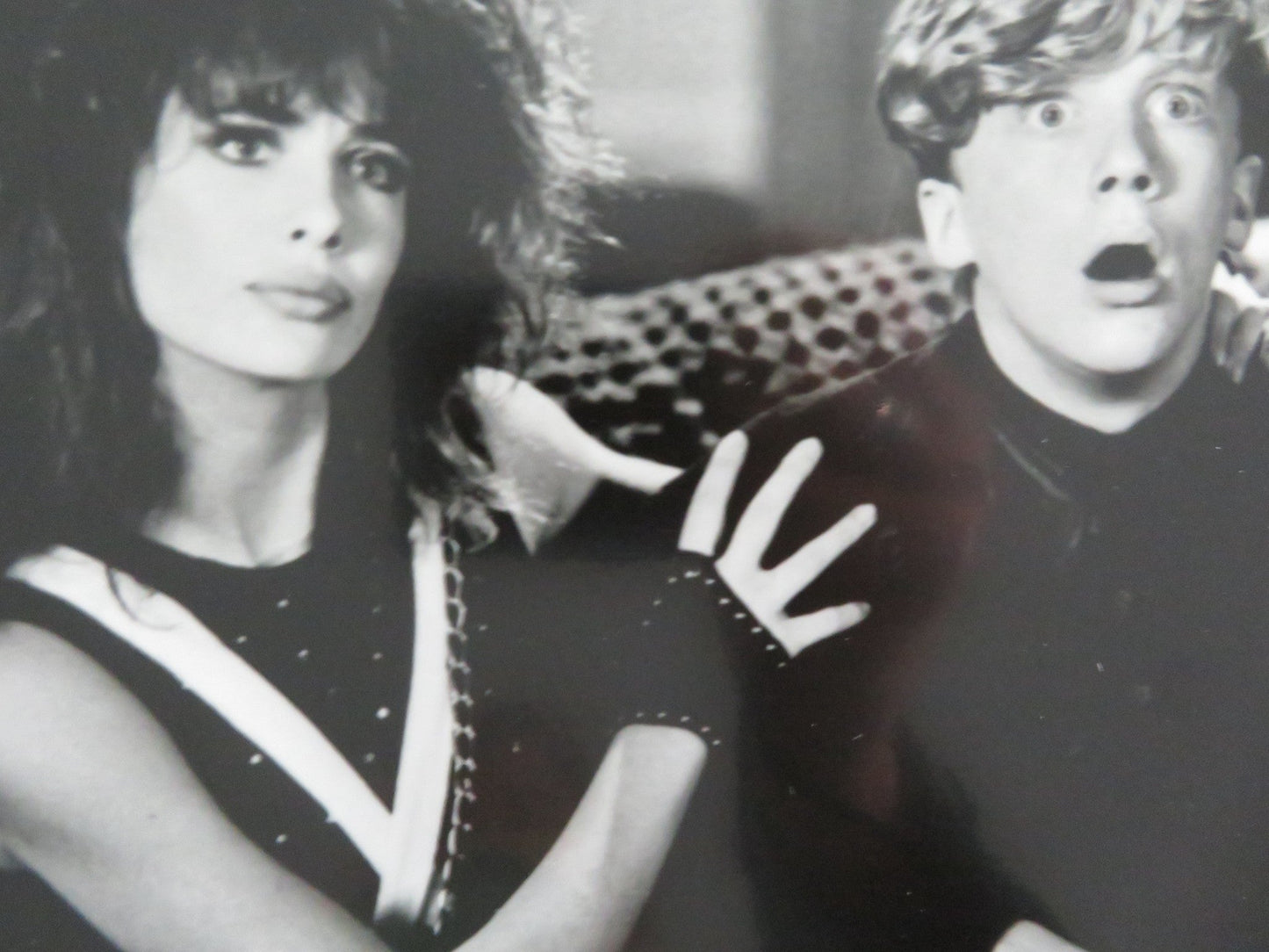 WEIRD SCIENCE - A MOVIE STILL PHOTO KELLY LEBROCK ANTHONY MICHAEL HALL 1985 Movie posters