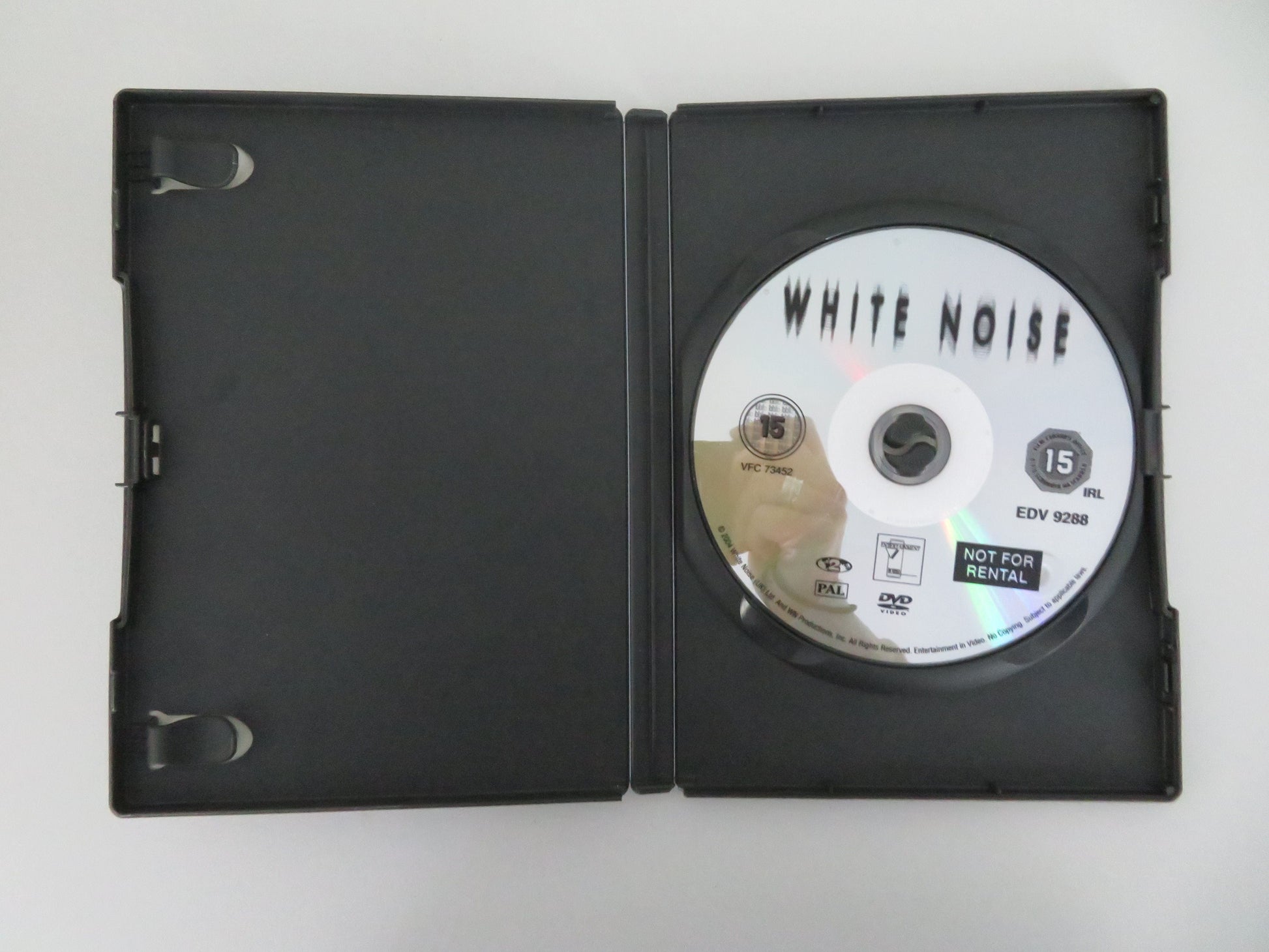 White Noise (DVD) Michael Keaton Deborah Kara Unger 2005 Region 2 Movie posters