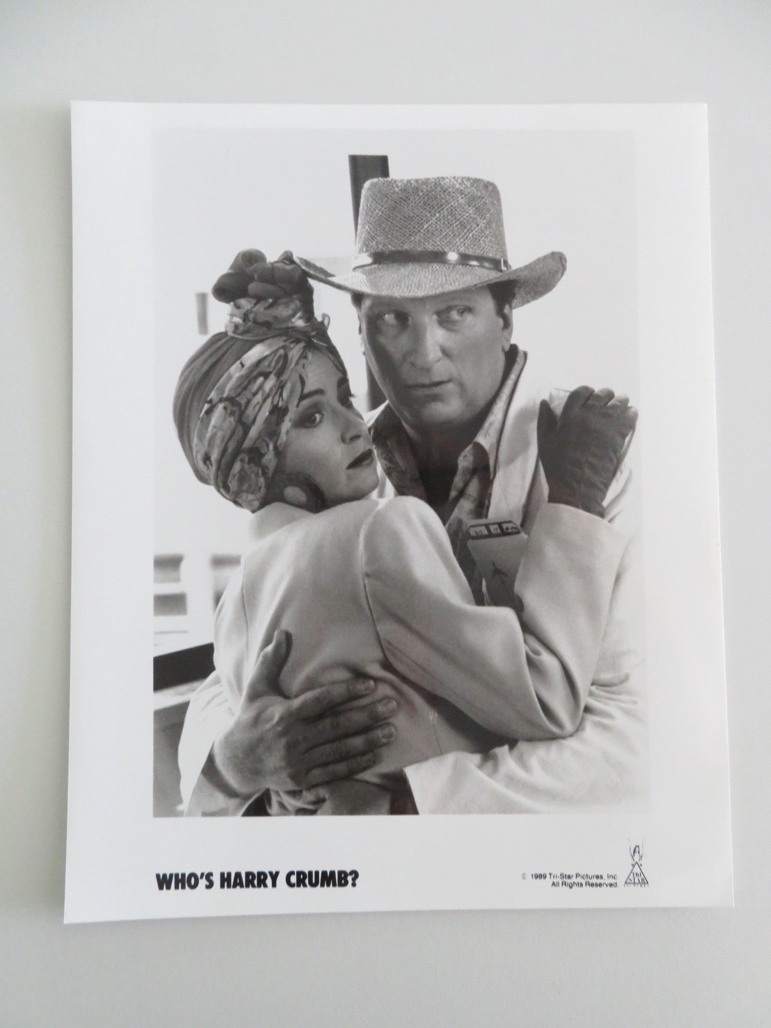 WHO'S HARRY CRUMB? MOVIE STILL PHOTO LOT OF 3 JOHN CANDY JEFFREY JONES 1989 Movie posters