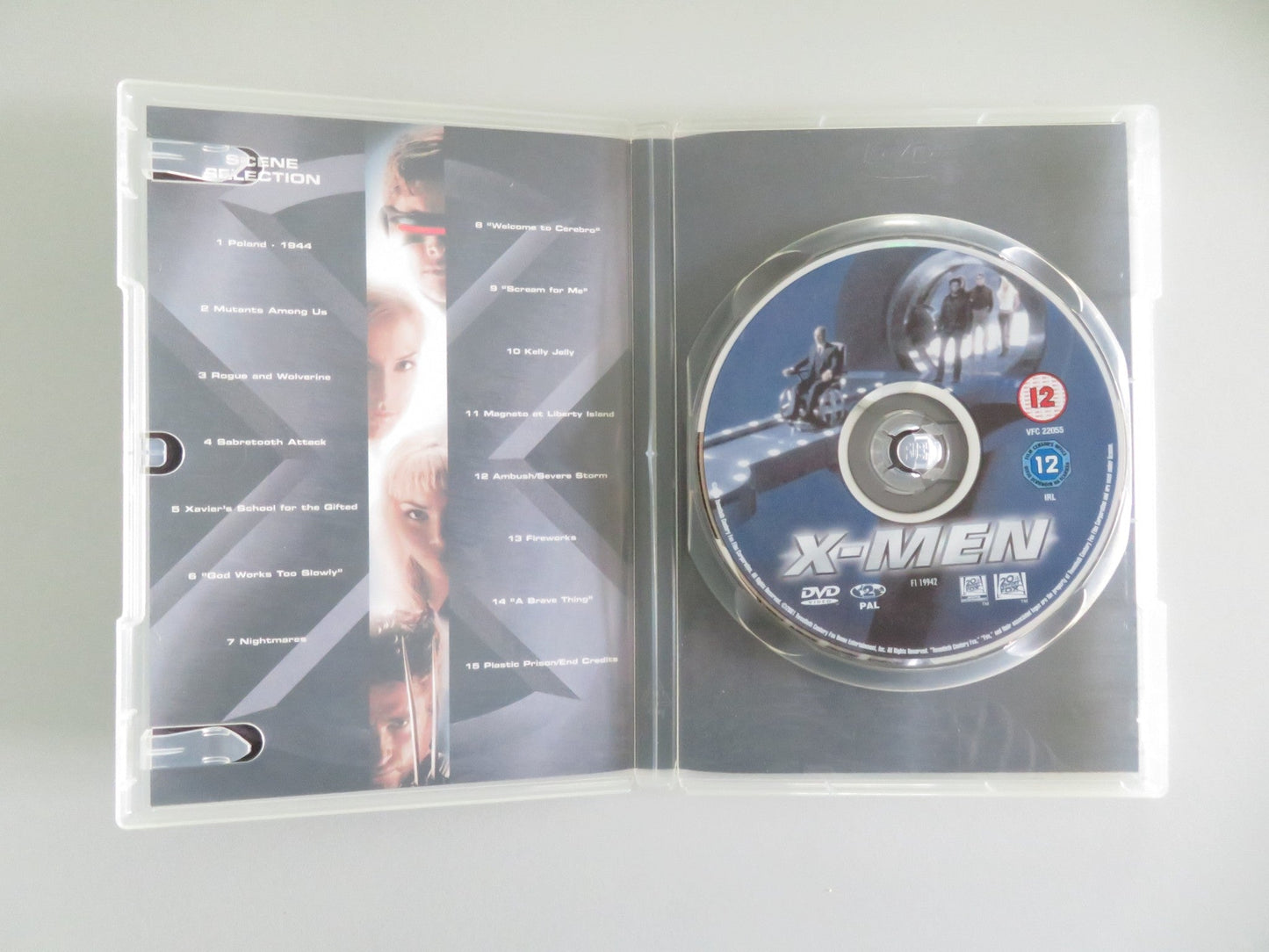 X - MEN (DVD) HUGH JACKMAN PATRICK STEWART 2000 REGION 2 Movie posters