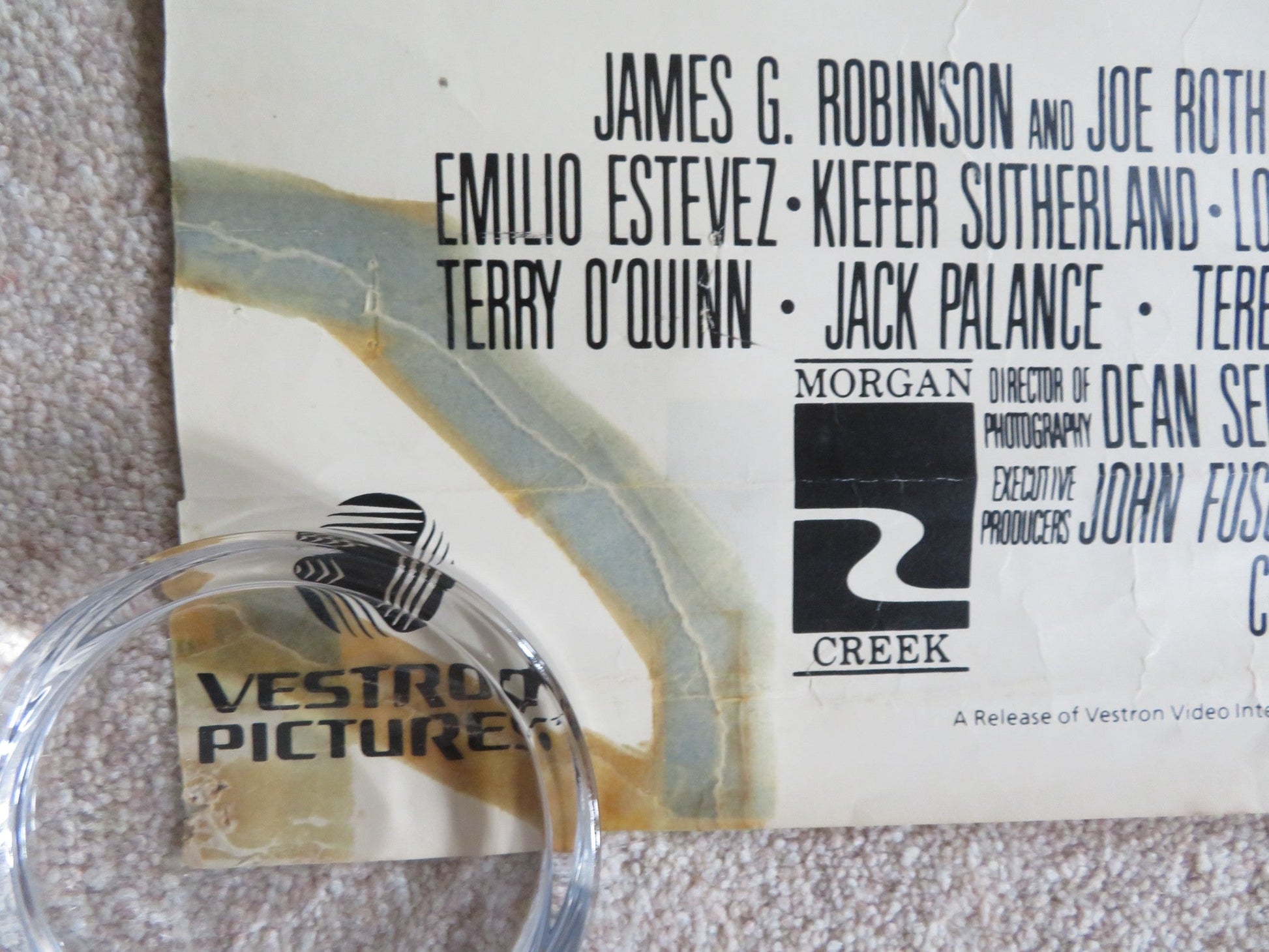 YOUNG GUNS DOOR PANEL POSTER ROLLED EMILIO ESTEVEZ KIEFER SUTHERLAND 1988 Rendezvous Cinema Movie posters