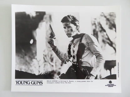 Young Guns Movie Still Photo Lot Of 6 Emilio Estevez Charlie Sheen 1988 Movie posters