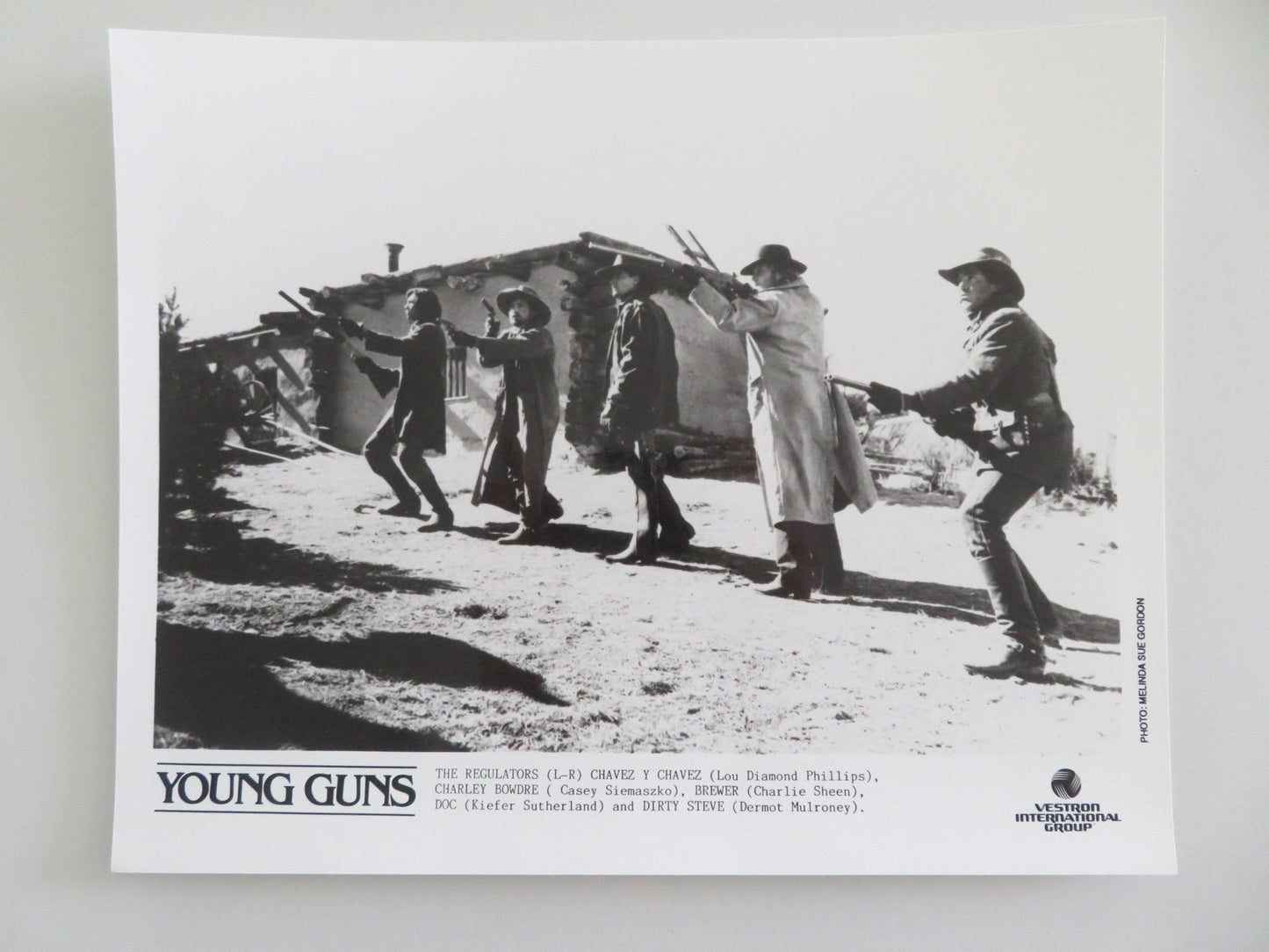 Young Guns Movie Still Photo Lot Of 6 Emilio Estevez Charlie Sheen 1988 Movie posters