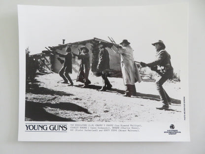 Young Guns Movie Still Photo Lot Of 6 Emilio Estevez Charlie Sheen 1988 Movie posters