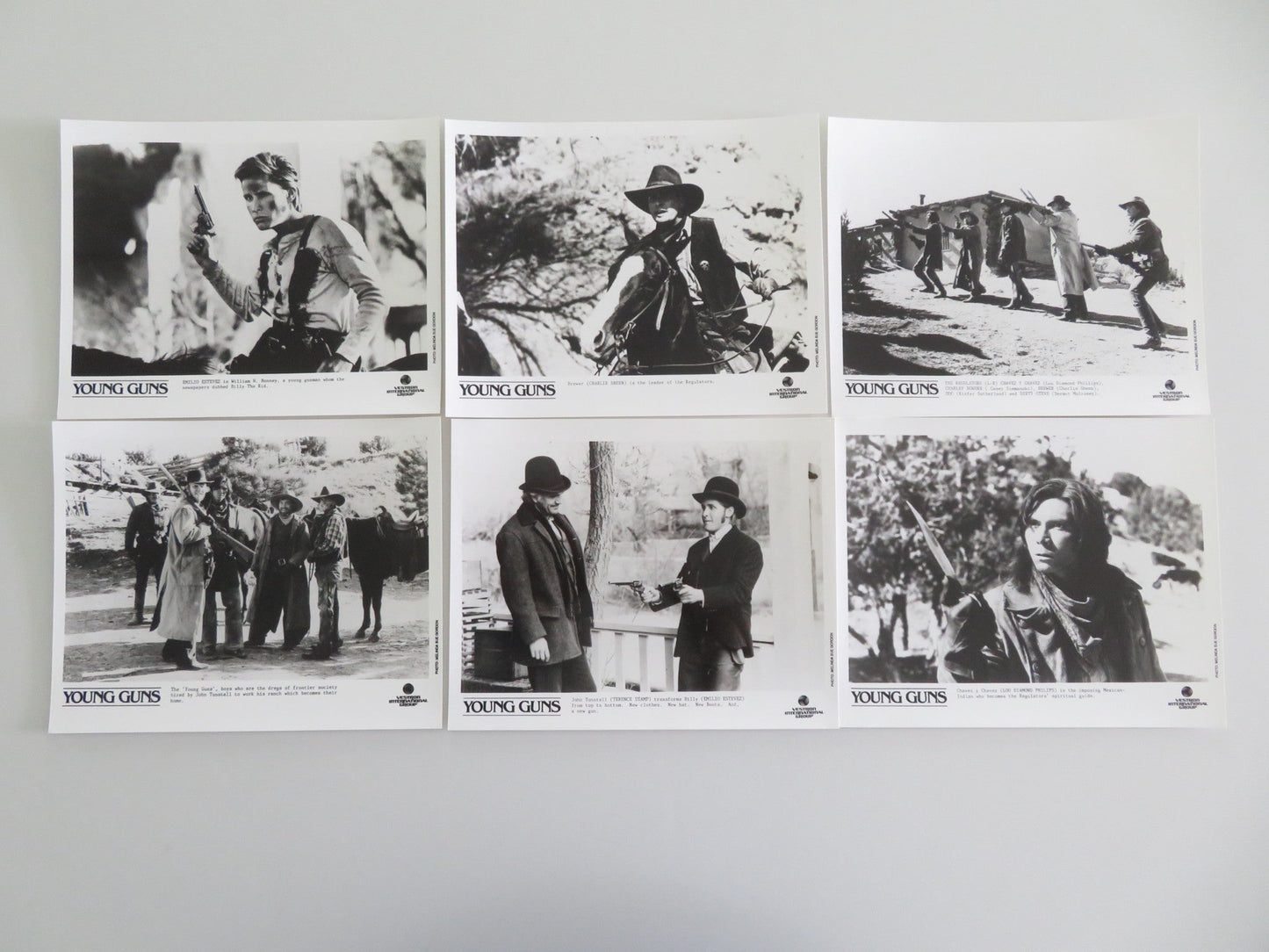 Young Guns Movie Still Photo Lot Of 6 Emilio Estevez Charlie Sheen 1988 Movie posters