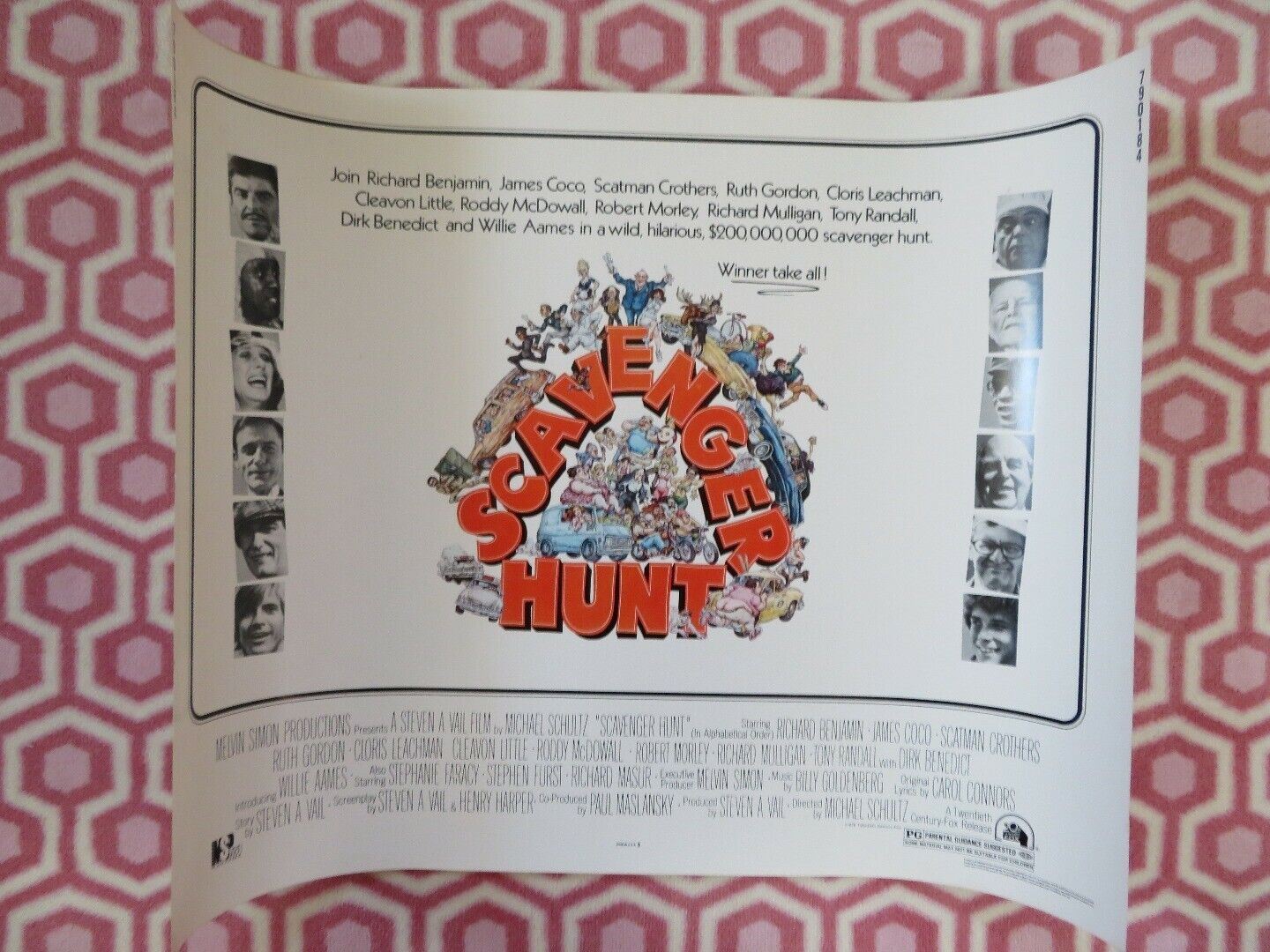 SCAVENGER HUNT US HALF SHEET (22"x 28") POSTER DIRK BENDICT JAMES COCO 1979 - Rendezvous Cinema