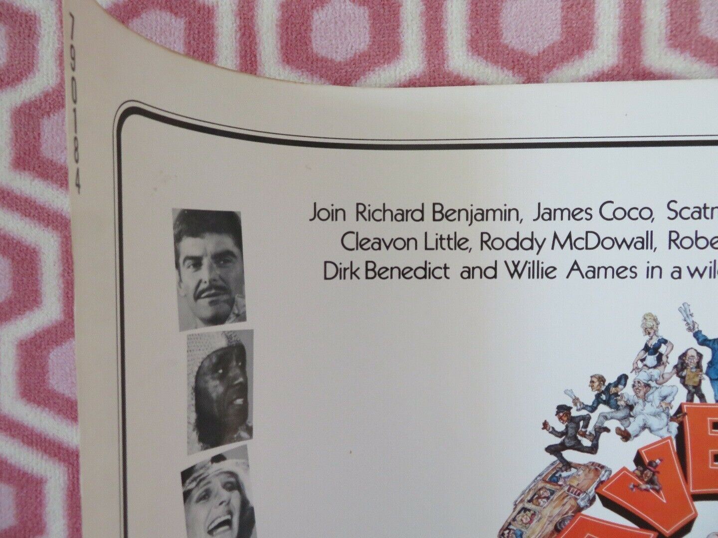 SCAVENGER HUNT US HALF SHEET (22"x 28") POSTER DIRK BENDICT JAMES COCO 1979 - Rendezvous Cinema