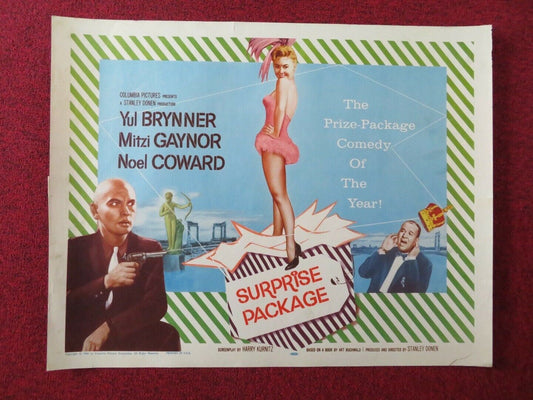 SURPRISE PACKAGE US HALF SHEET (22"x 28") POSTER YUL BRYNNER MITZI GAYNOR 1960 - Rendezvous Cinema