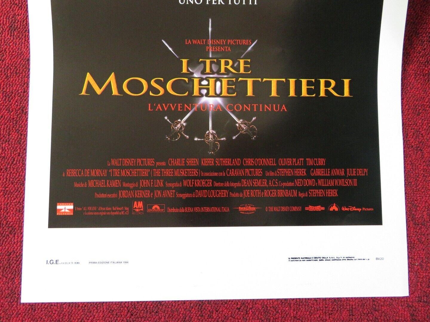 THE THREE MUSKETEERS ITALIAN LOCANDINA (27.5"x13") POSTER CHARLIE SHEEN 1994 - Rendezvous Cinema