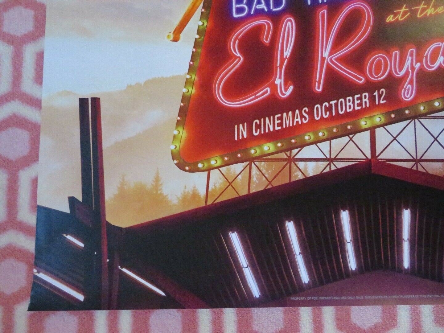 BAD TIMES AT THE EL ROYALE UK ONE SHEET (27"x 41") ROLLED POSTER JEFF BRIDGES Rendezvous Cinema Movie posters