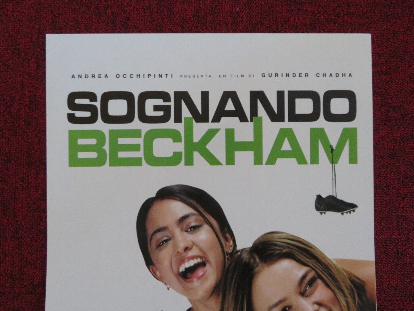 BEND IT LIKE BECKHAM ITALIAN LOCANDINA (25.5"x12.5") POSTER KEIRA KNIGHTLEY 2002 - Rendezvous Cinema