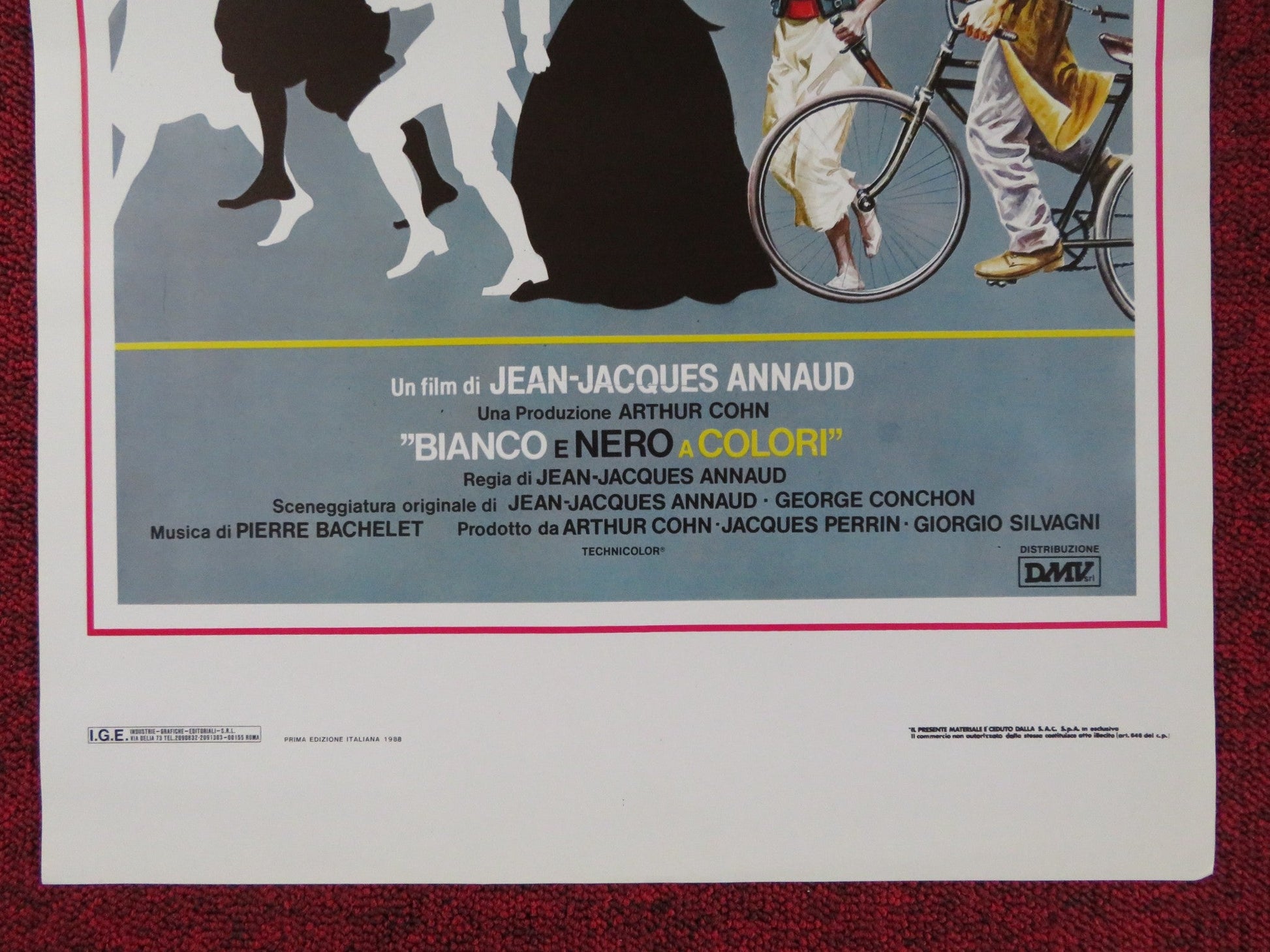 BIANCO E NERO A COLORI ITALIAN LOCANDINA POSTER JEAN CARMET JACQUES DUFILHO 1988 Rendezvous Cinema Movie posters