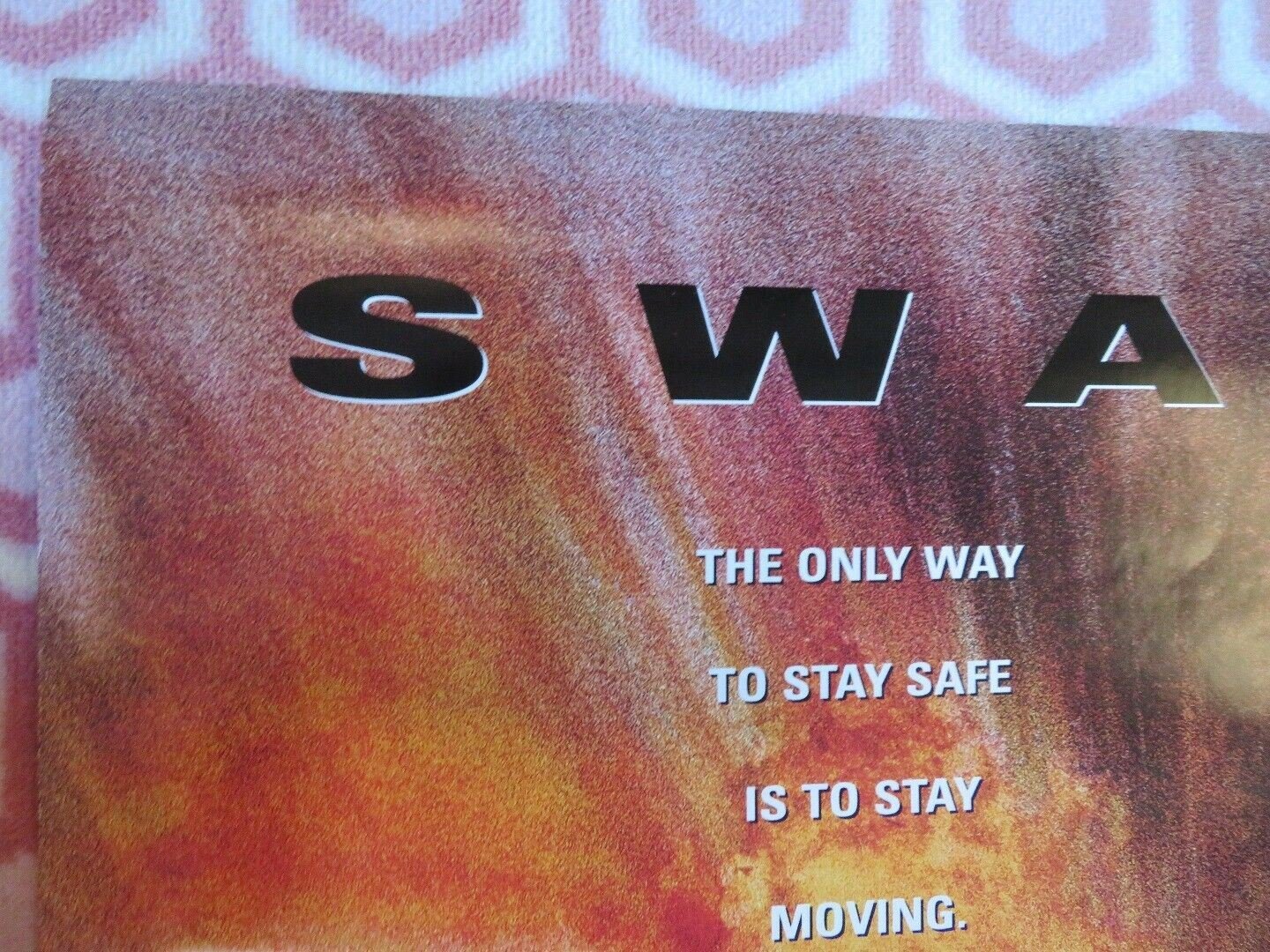 BLACK DOG US ONE SHEET ROLLED POSTER PATRICK SWAYZE 1998 Movie posters