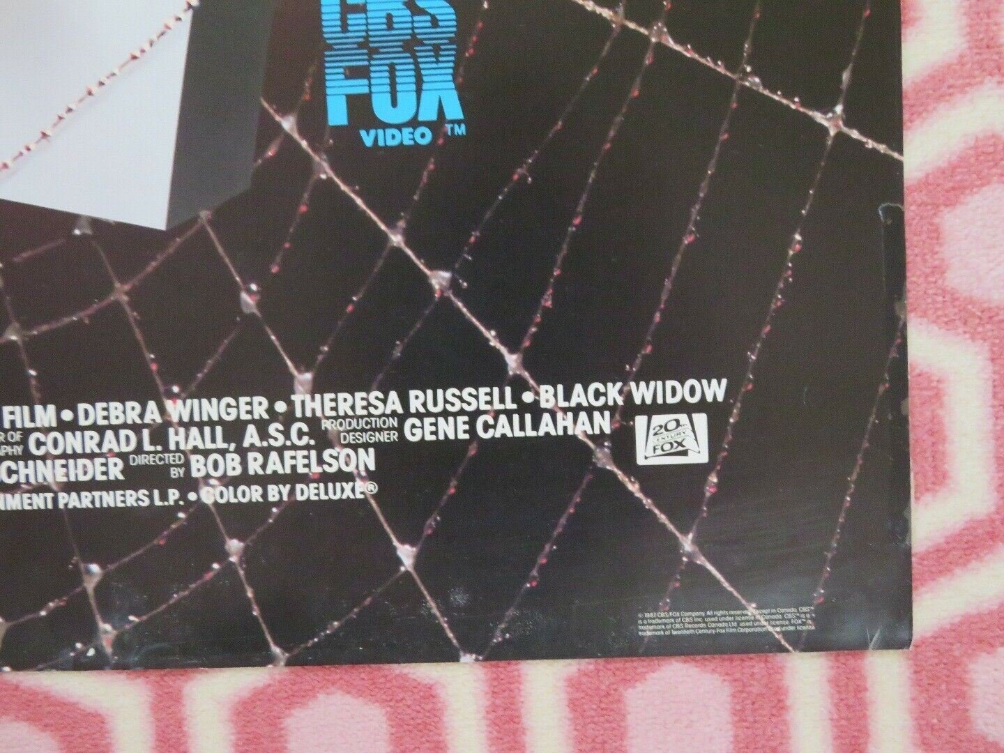 BLACK WIDOW VIDEO VHS POSTER FOLDED DEBRA WINGER THERESA RUSSELL 1987 Movie posters