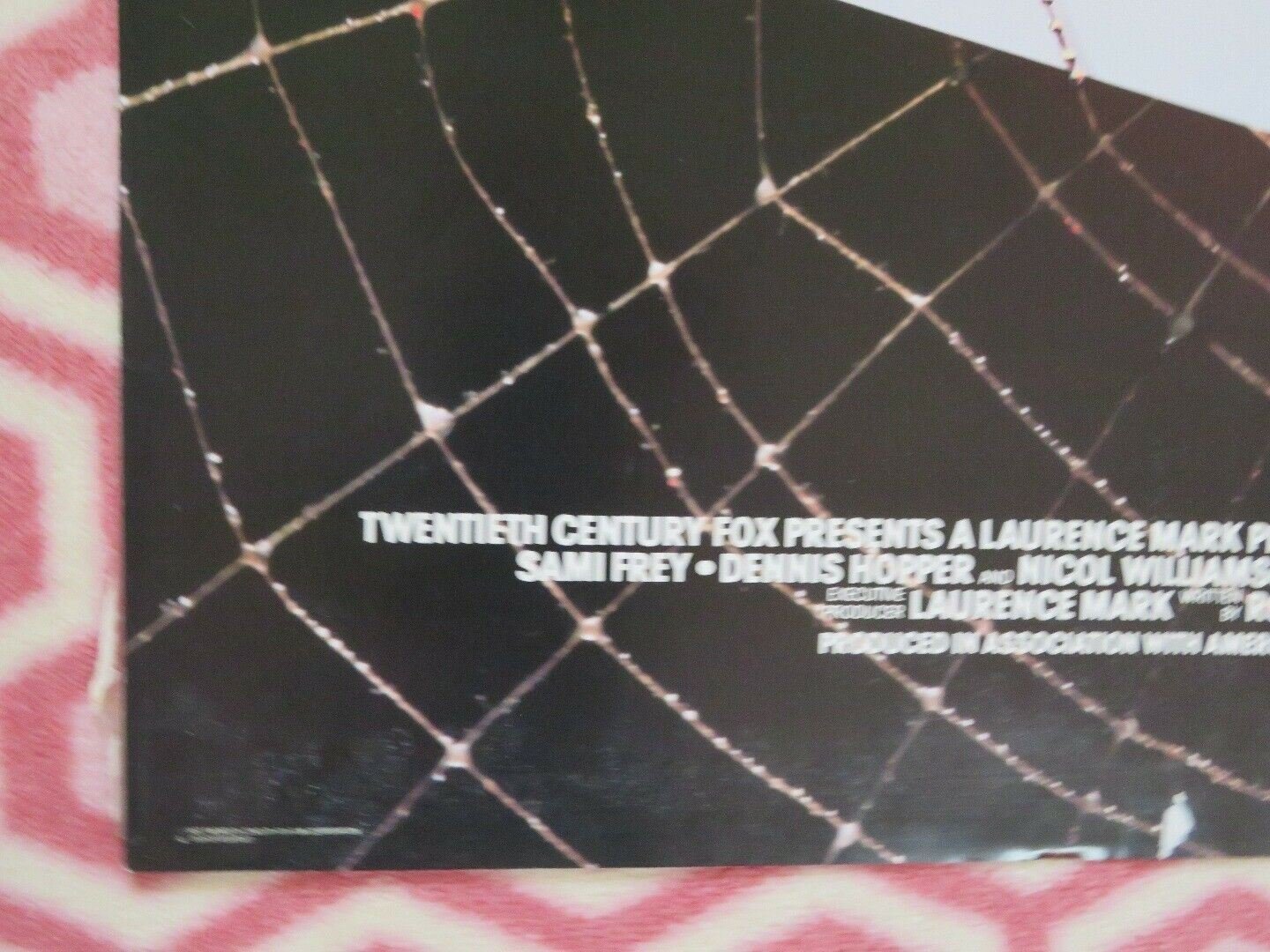 BLACK WIDOW VIDEO VHS POSTER FOLDED DEBRA WINGER THERESA RUSSELL 1987 Movie posters