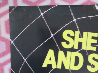 BLACK WIDOW VIDEO VHS POSTER FOLDED DEBRA WINGER THERESA RUSSELL 1987 Movie posters