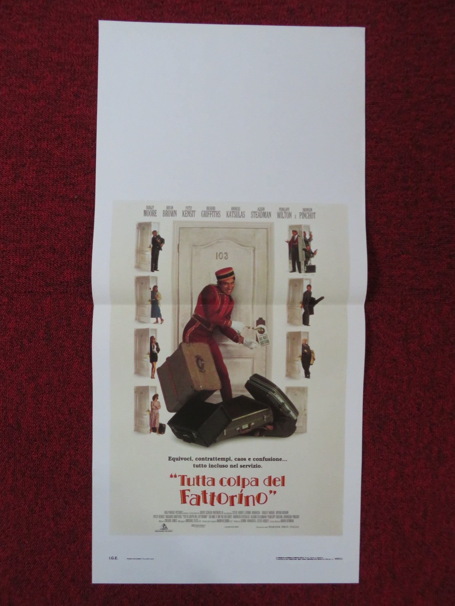 BLAME IT ON THE BELLBOY ITALIAN LOCANDINA POSTER DUDLEY MOORE BRYAN BROWN 1992 Rendezvous Cinema Movie posters