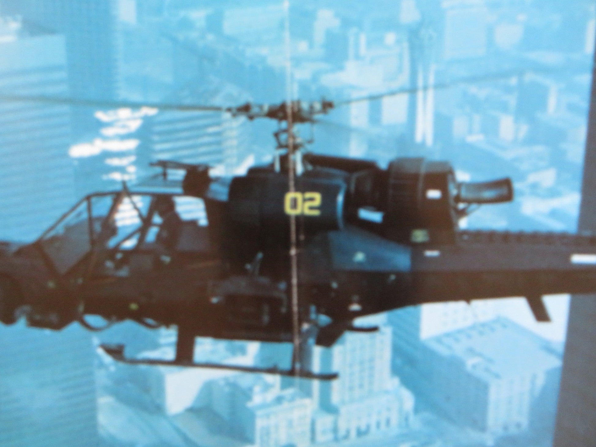 BLUE THUNDER - A ITALIAN FOTOBUSTA POSTER ROY SCHEIDER WARREN OATES 1983 Rendezvous Cinema Movie posters