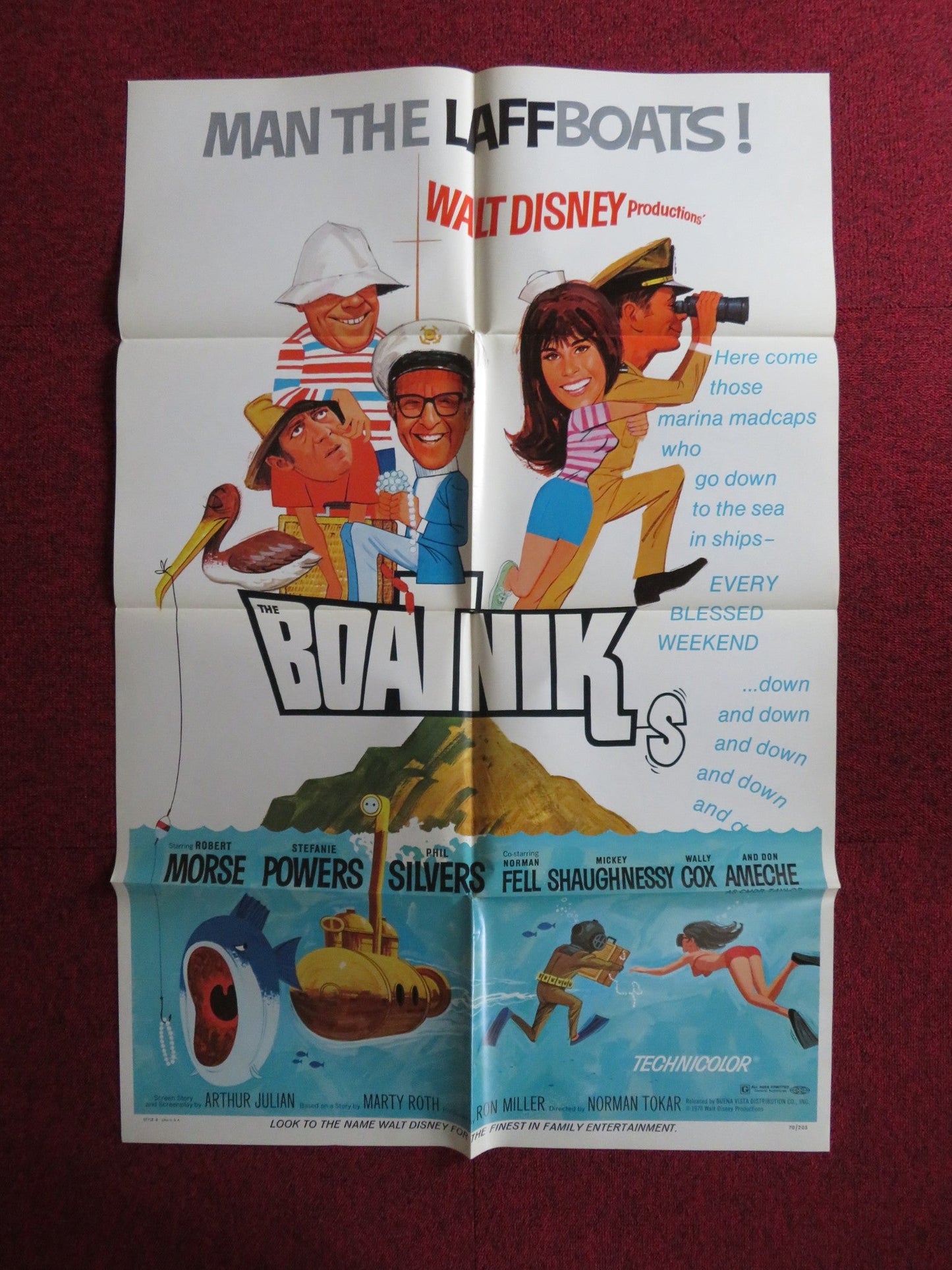 BOATNIKS - STYLE B FOLDED US ONE SHEET POSTER DISNEY ROVERT MORSE 1970 Rendezvous Cinema Movie posters