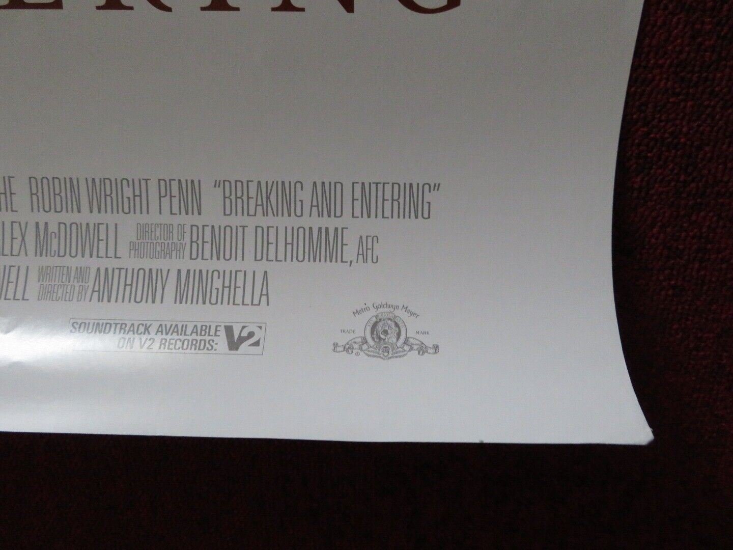 BREAKING AND ENTERING US ONE SHEET ROLLED POSTER JUDE LAW JULIETTE BINOCHE 2006 Movie posters