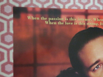 BREAKING UP US ONE SHEET ROLLED POSTER RUSSEL CROWE SALMA HAYEK 1997 Rendezvous Cinema Movie posters