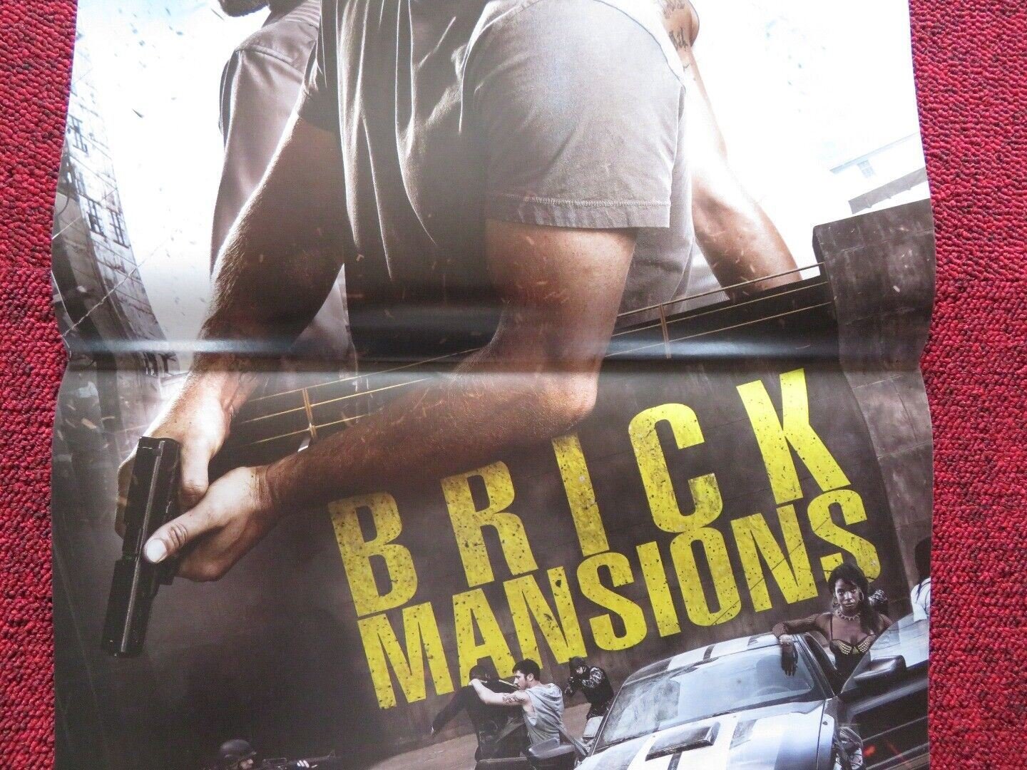 BRICK MANSIONS ITALIAN LOCANDINA (27"x12.5") POSTER PAUL WALKER DAVID BELLE 2013 Movie posters
