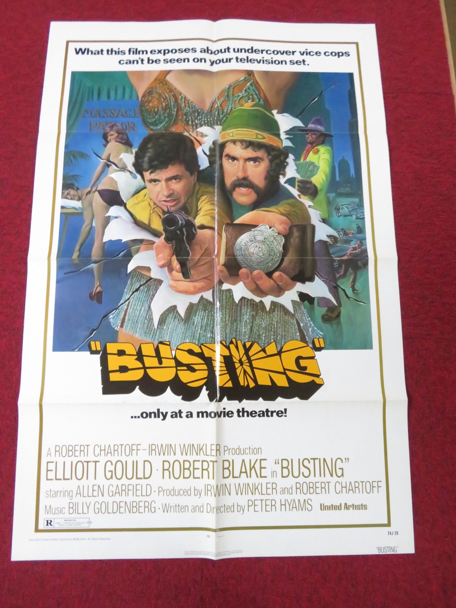 BUSTING FOLDED US ONE SHEET POSTER ELLIOTT GOULD ROBERT BLAKE 1974 Rendezvous Cinema Movie posters