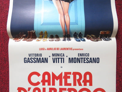 CAMERA D'ALBERGO ITALIAN LOCANDINA POSTER VITTORIO GASSMAN MONICA VITTI 1981 Rendezvous Cinema Movie posters