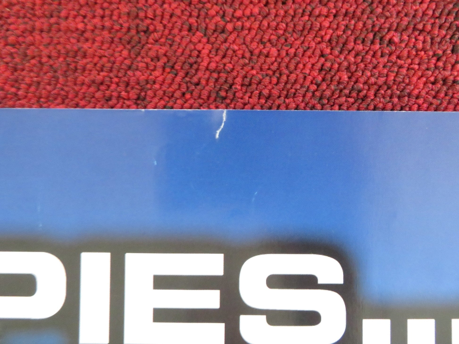 CATS & DOGS: THE REVENGE OF KITTY GALORE UK QUAD ROLLED POSTER MARSDEN 2010 Rendezvous Cinema Movie posters