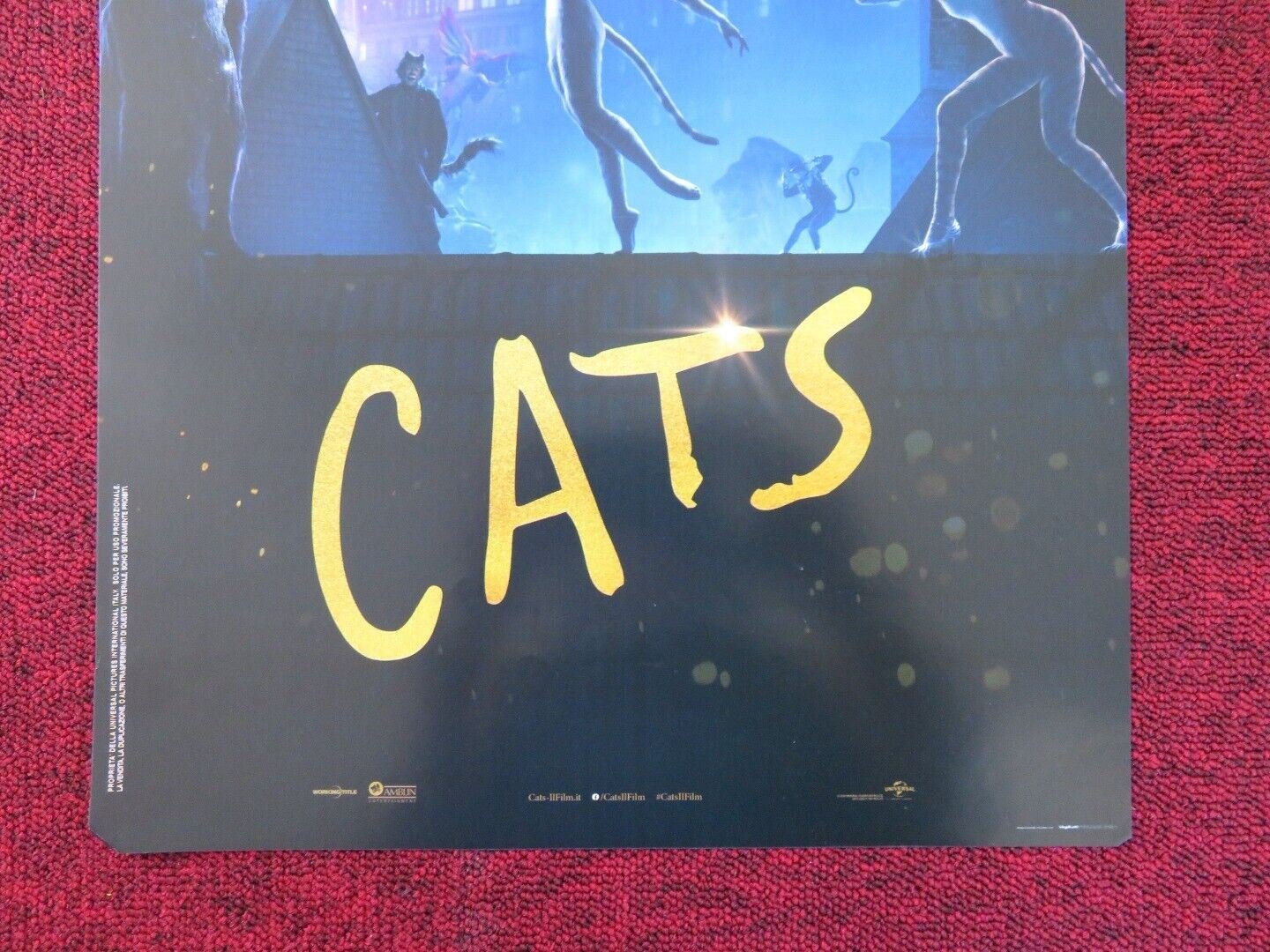 CATS ITALIAN LOCANDINA (26.5"x12.5") POSTER JAMES CORDON JUDI DENCH 2019 Rendezvous Cinema Movie posters