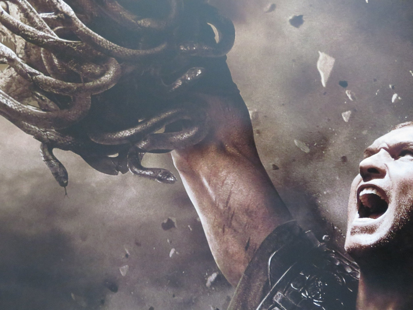 CLASH OF THE TITANS US ONE SHEET ROLLED POSTER SAM WORTHINGTON LIAM NEESON 2010 Rendezvous Cinema Movie posters