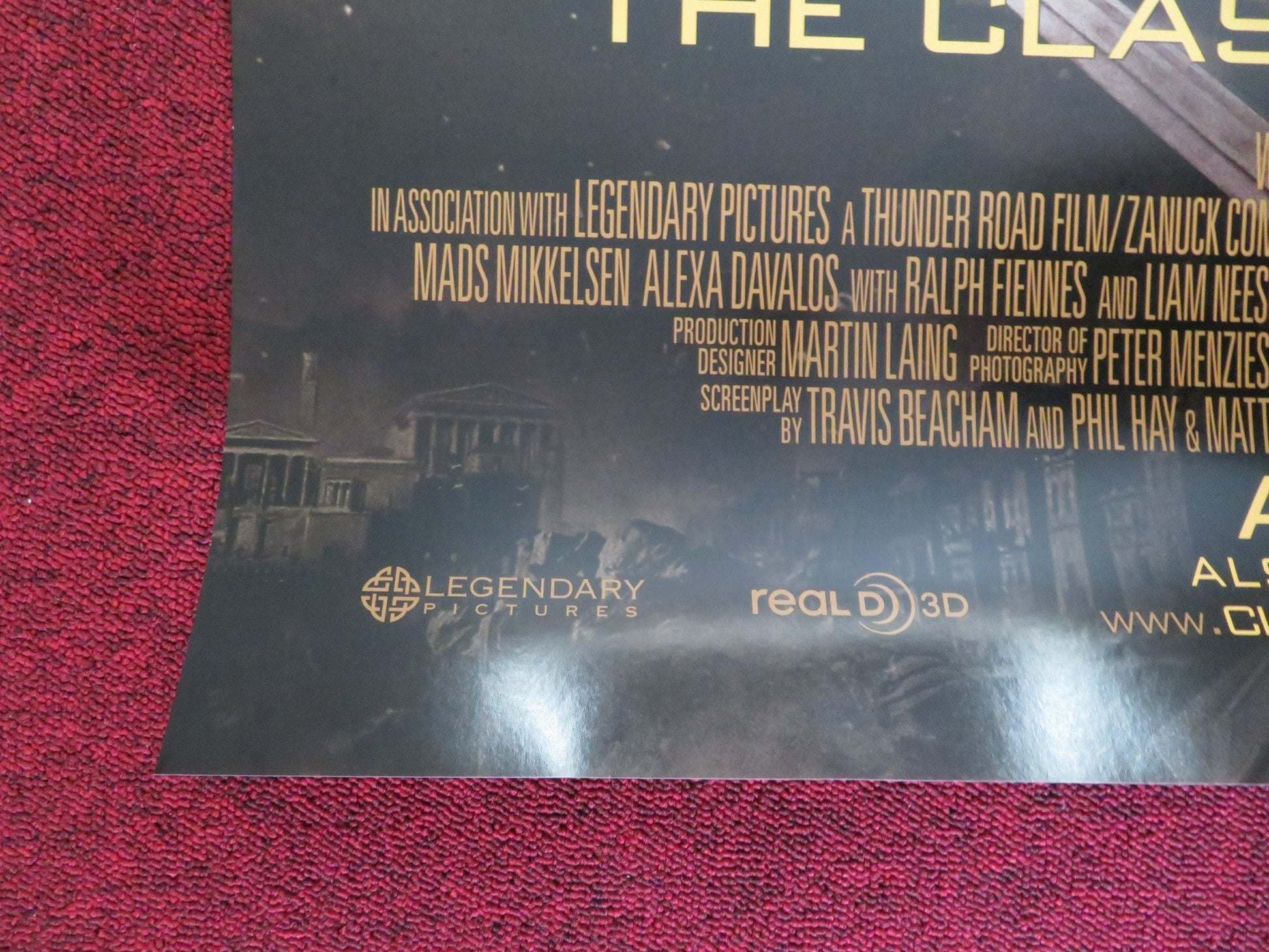 CLASH OF THE TITANS US ONE SHEET ROLLED POSTER SAM WORTHINGTON LIAM NEESON 2010 Rendezvous Cinema Movie posters