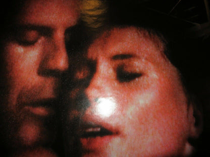 COLOR OF NIGHT US ONE SHEET ROLLED POSTER VHS DIRECTORS CUT 1994 Rendezvous Cinema Movie posters