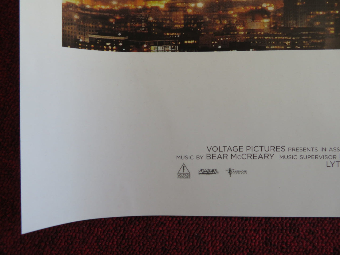 COLOSSAL UK QUAD (30"x 40") ROLLED POSTER ANNE HATHAWAY JASON SUDEIKIS 2016 Rendezvous Cinema Movie posters