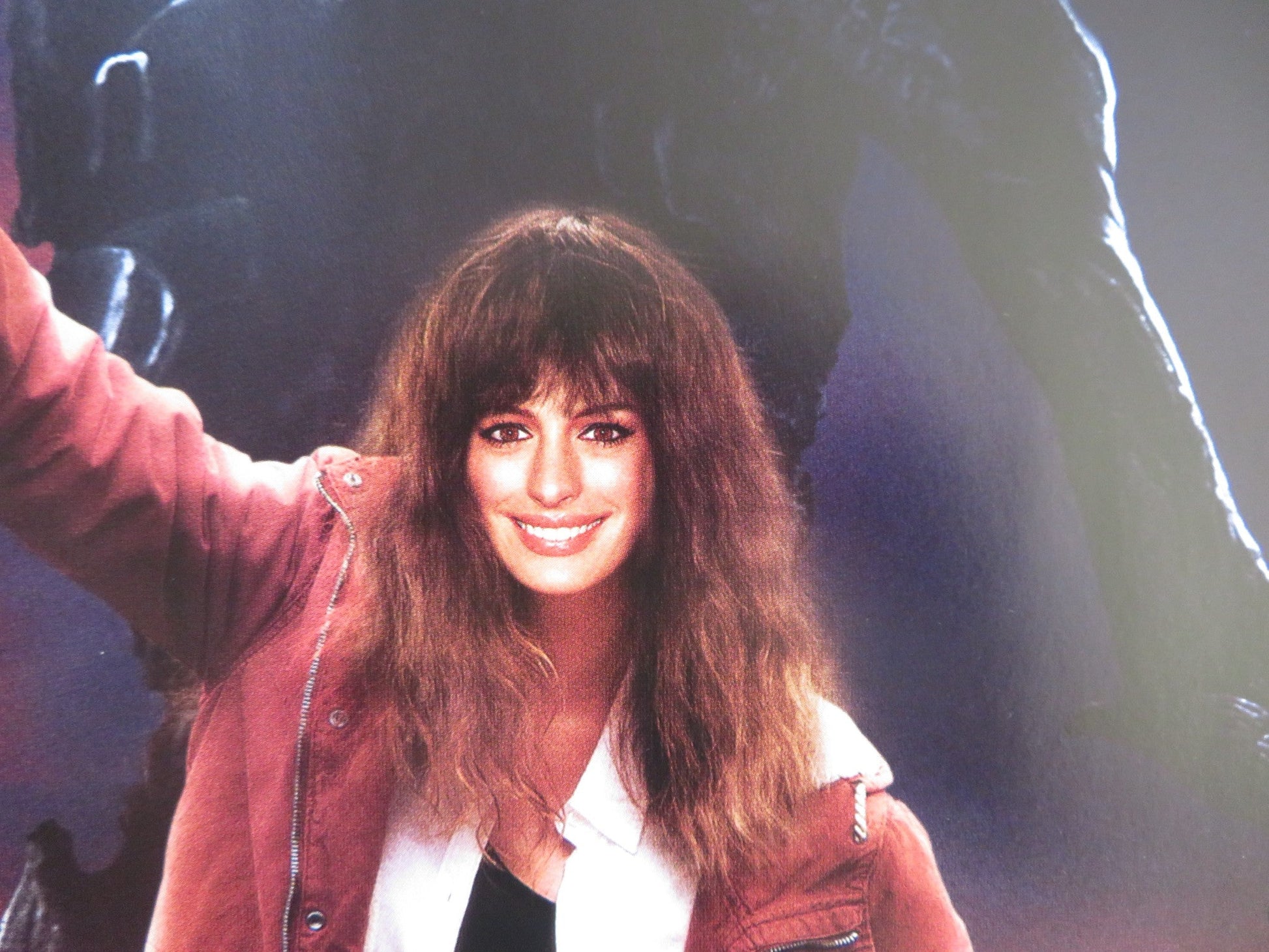 COLOSSAL UK QUAD (30"x 40") ROLLED POSTER ANNE HATHAWAY JASON SUDEIKIS 2016 Rendezvous Cinema Movie posters