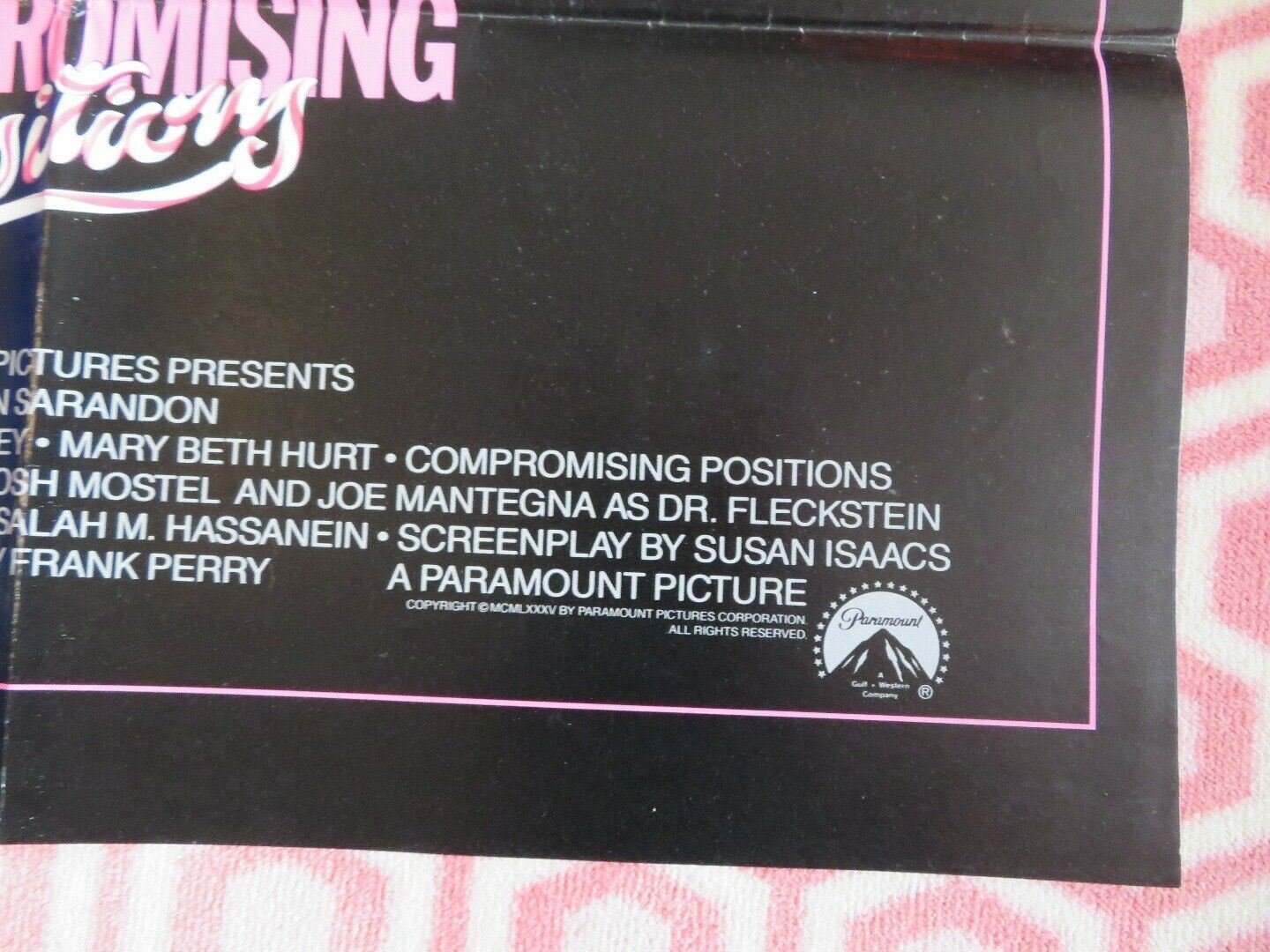 COMPROMISING POSITIONS US ONE SHEET POSTER RAUL JULIA JUDITH IVEY 1985 Movie posters