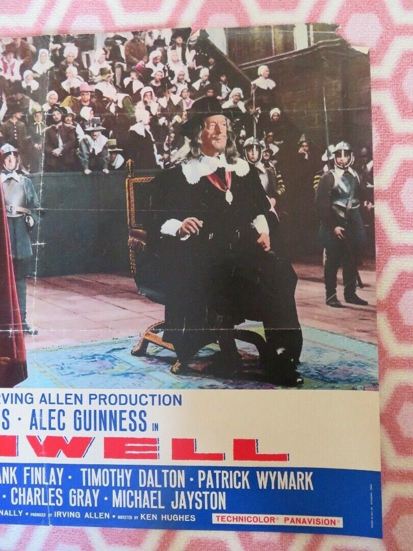 CROMWELL ITALIAN PHOTOBUSTA POSTER RICHARD HARRIS ALEC GUINNESS 1970 - Rendezvous Cinema