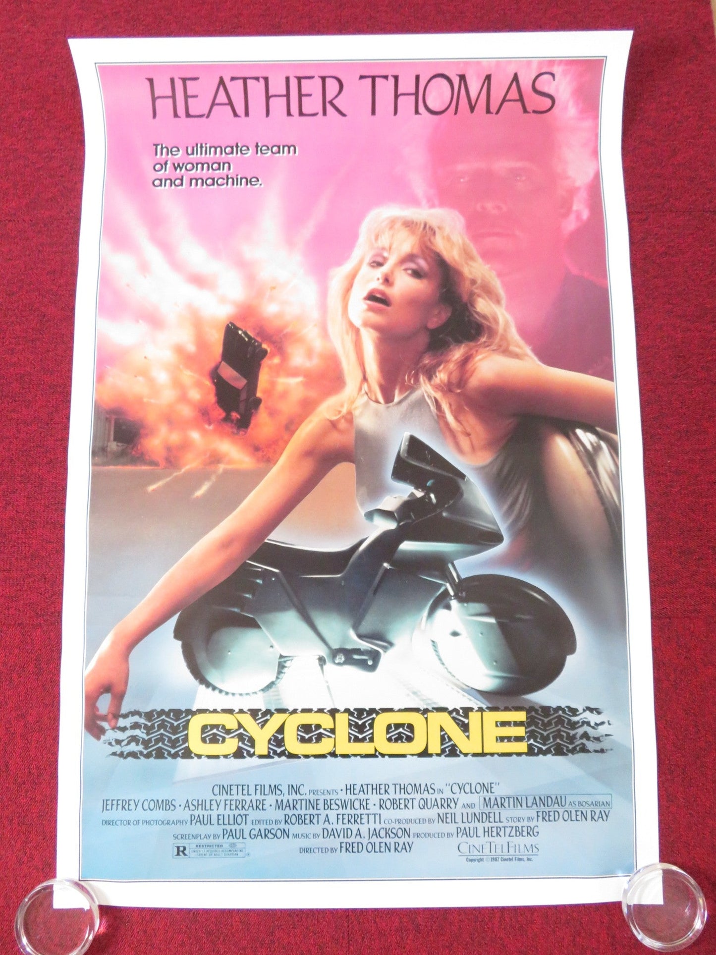 CYCLONE US ONE SHEET ROLLED POSTER HEATHER THOMAS JEFFREY COMBS 1987 Rendezvous Cinema Movie posters