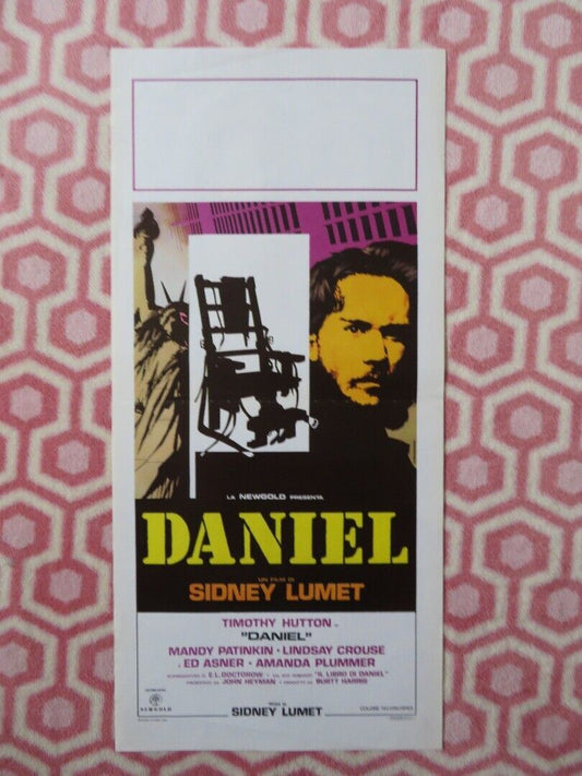 DANIEL ITALIAN LOCANDINA (27.5"x13") POSTER TIMOTHY HUTTON 1983 Movie posters