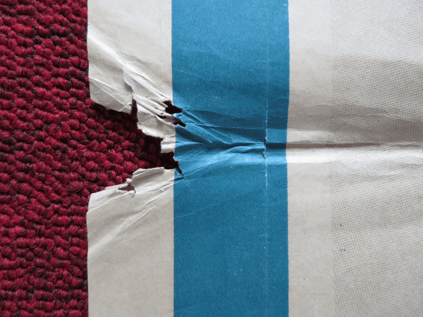 DEATH VALLEY FOLDED ARGENTINA ONE SHEET POSTER PAUL LE MAT CATHERINE HICKS 1982 Rendezvous Cinema Movie posters