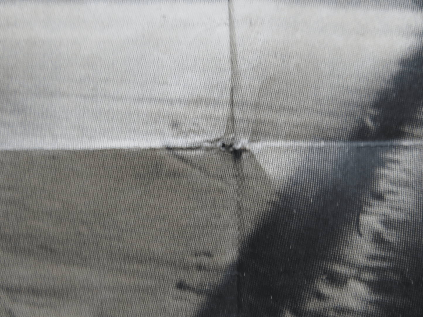 DEATH VALLEY FOLDED ARGENTINA ONE SHEET POSTER PAUL LE MAT CATHERINE HICKS 1982 Rendezvous Cinema Movie posters