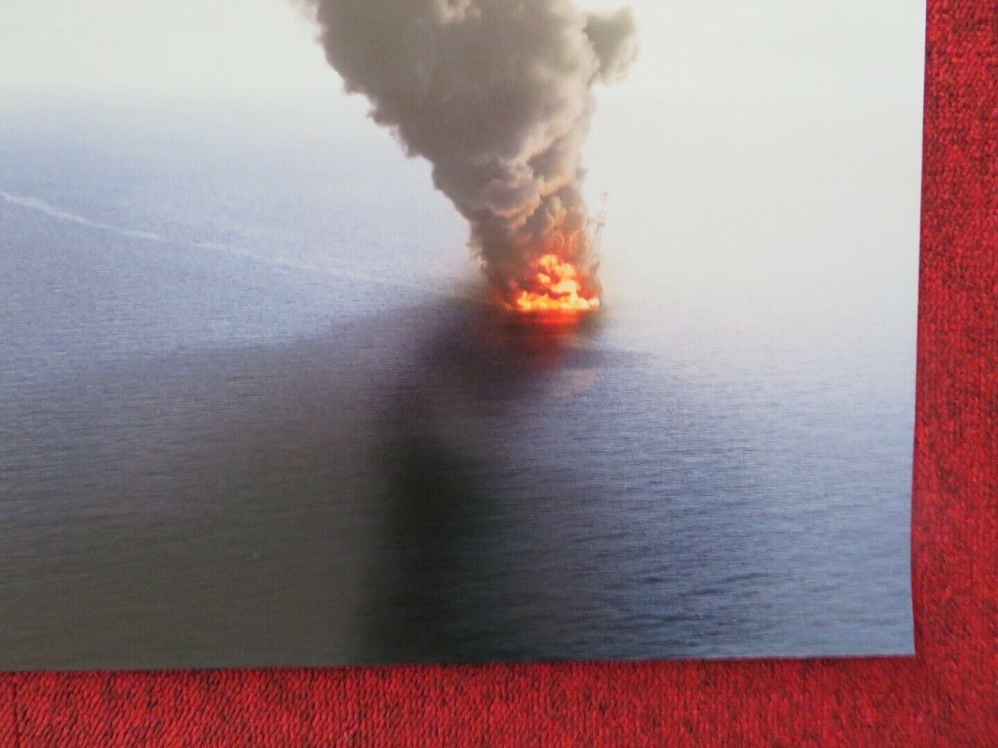 DEEPWATER HORIZON US ONE SHEET ROLLED POSTER MARK WAHLBERG 2016 Rendezvous Cinema Movie posters