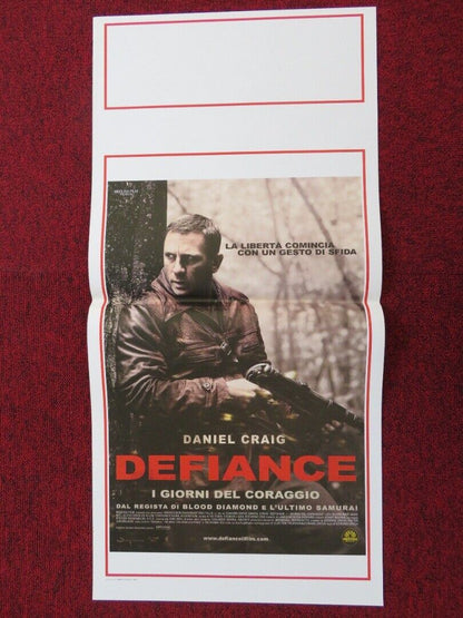 DEFIANCE ITALIAN LOCANDINA (27.5"x13") POSTER DANIEL CRAIG JAMIE BELL 2008 Movie posters