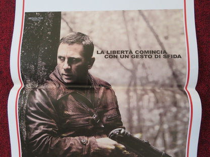 DEFIANCE ITALIAN LOCANDINA (27.5"x13") POSTER DANIEL CRAIG JAMIE BELL 2008 Movie posters