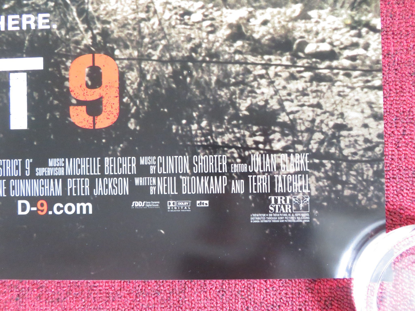 DISTRICT 9 US ONE SHEET ROLLED POSTER SHARLTO COPLEY JASON COPE 2009 Rendezvous Cinema Movie posters